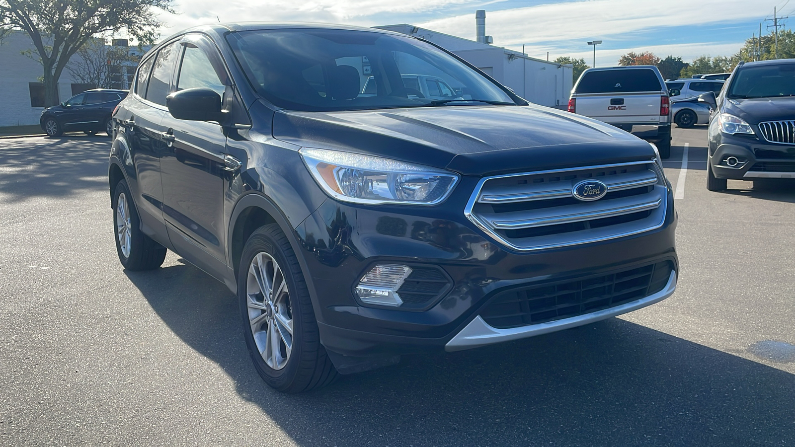 2019 Ford Escape SE 2