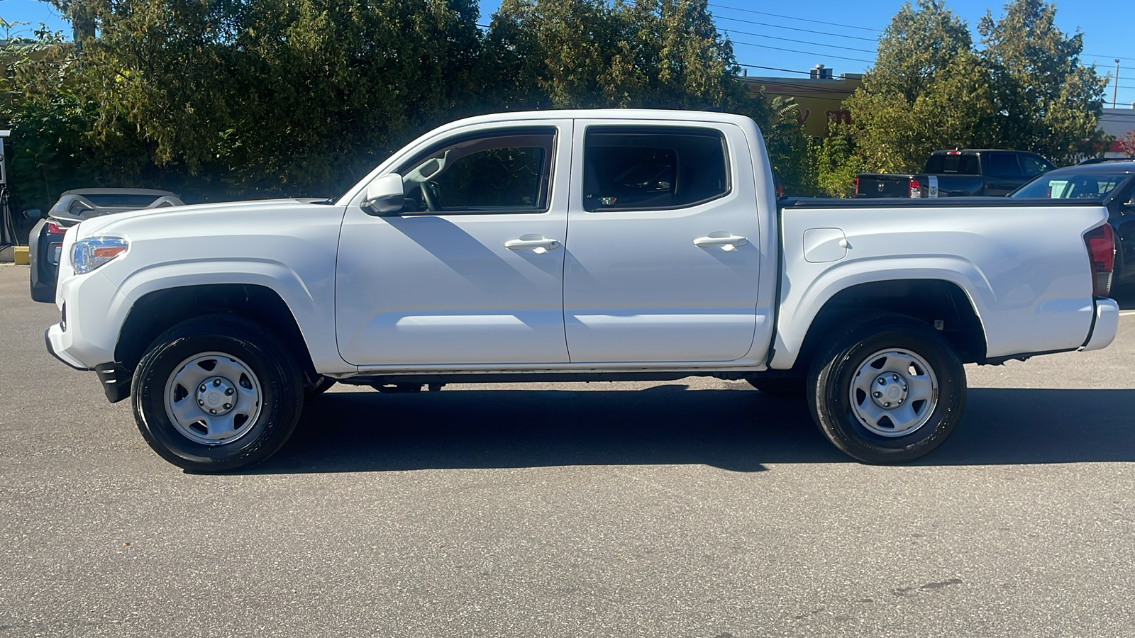 2022 Toyota Tacoma SR 6