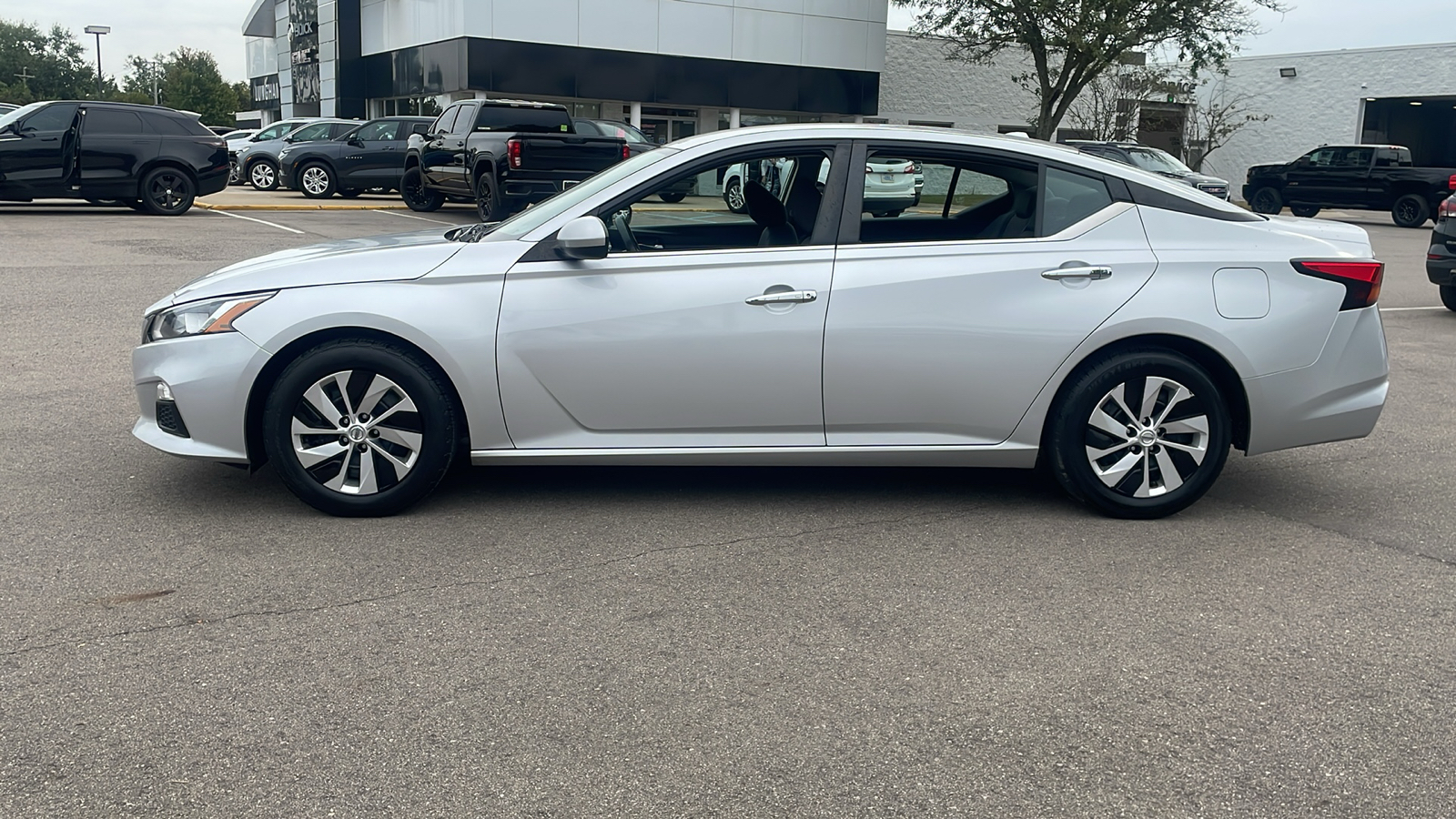 2020 Nissan Altima 2.5 S 6