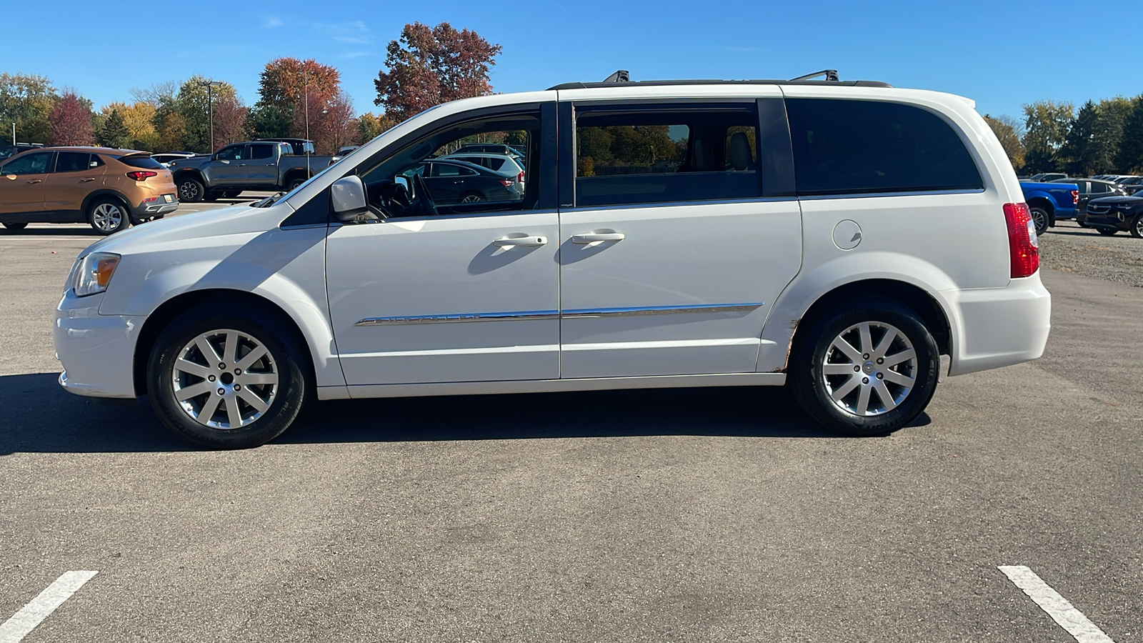 2013 Chrysler Town & Country Touring 6