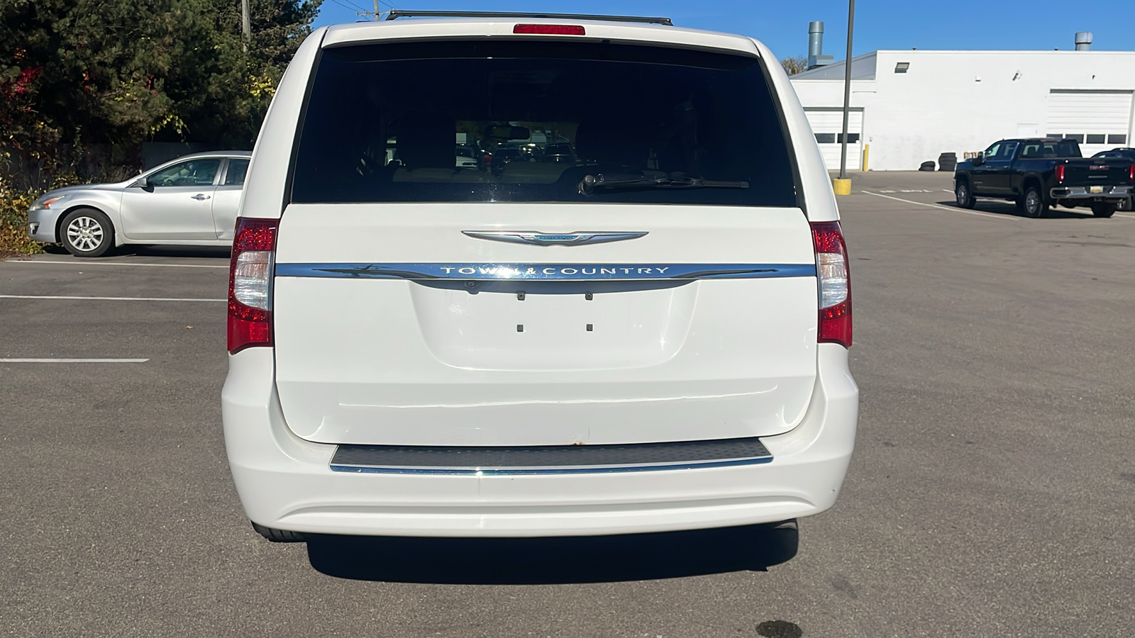 2013 Chrysler Town & Country Touring 30