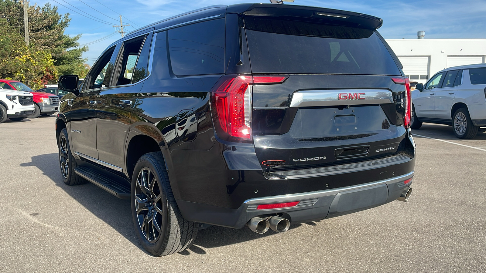 2023 GMC Yukon Denali 5