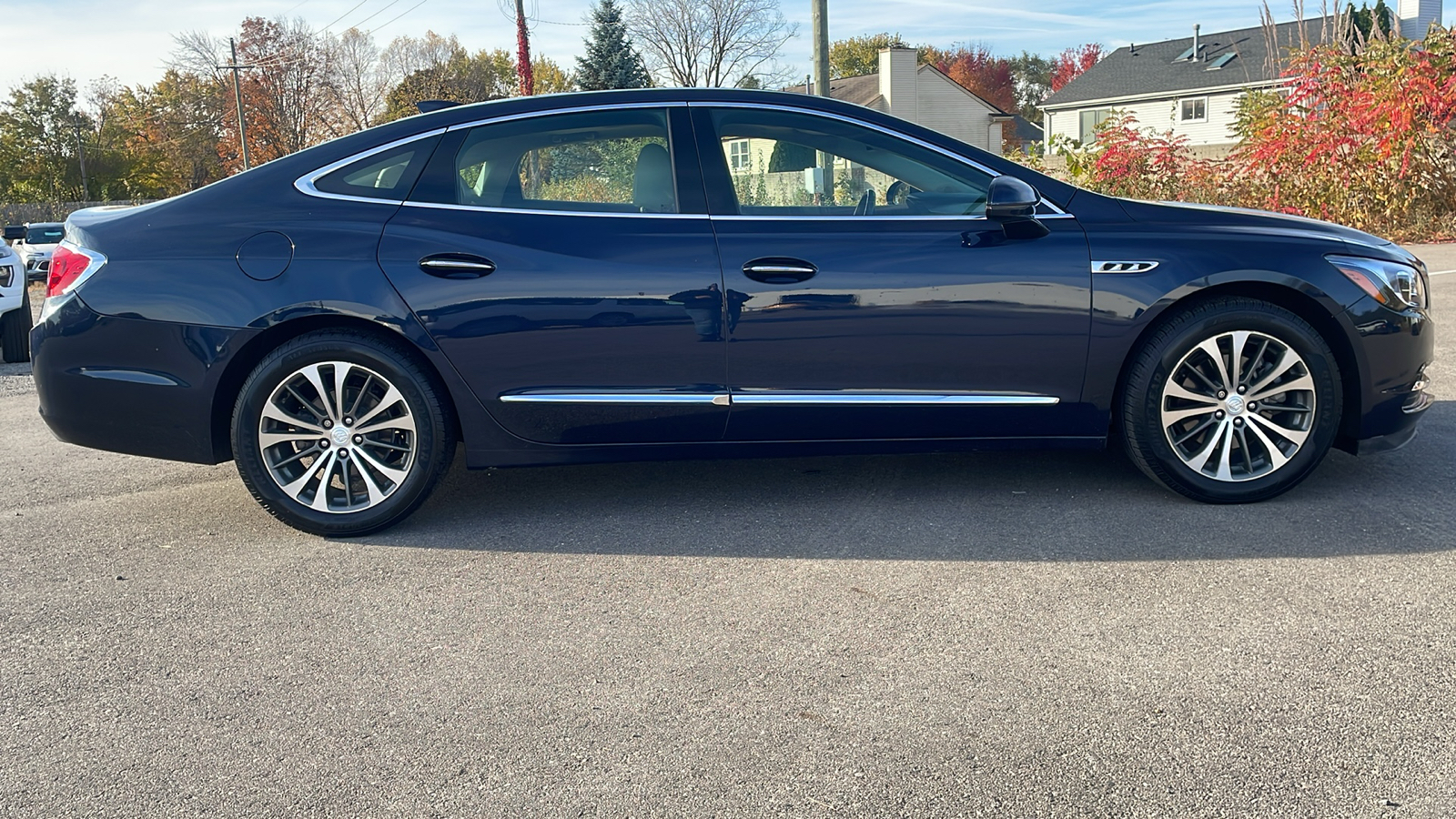 2017 Buick LaCrosse Essence 3