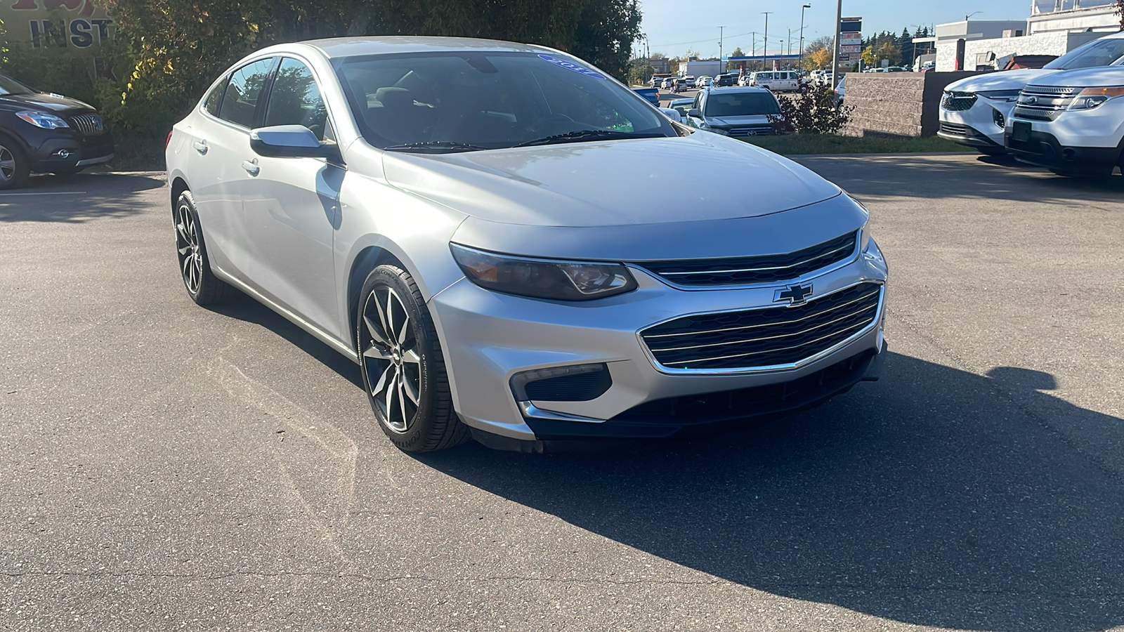 2017 Chevrolet Malibu LT 2