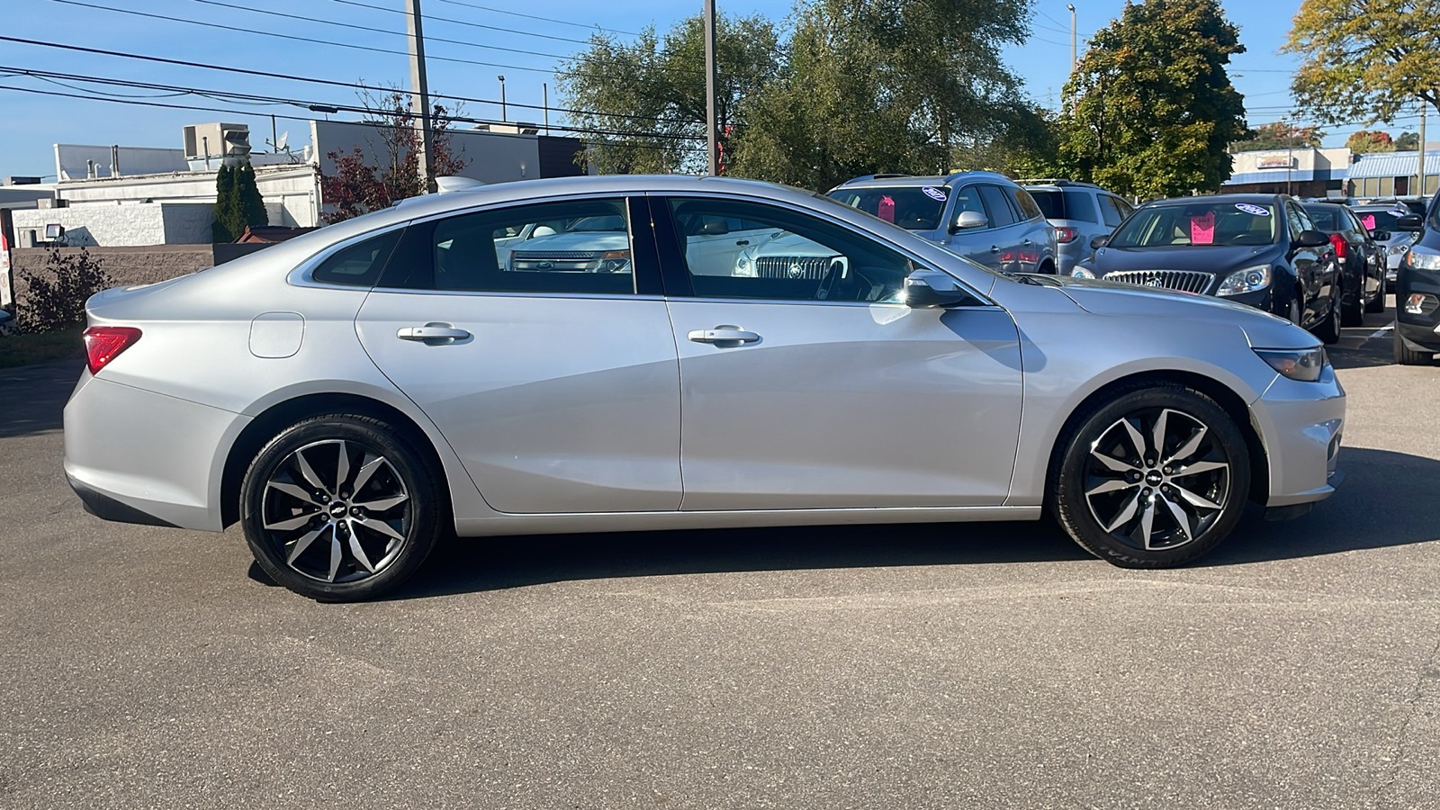 2017 Chevrolet Malibu LT 3