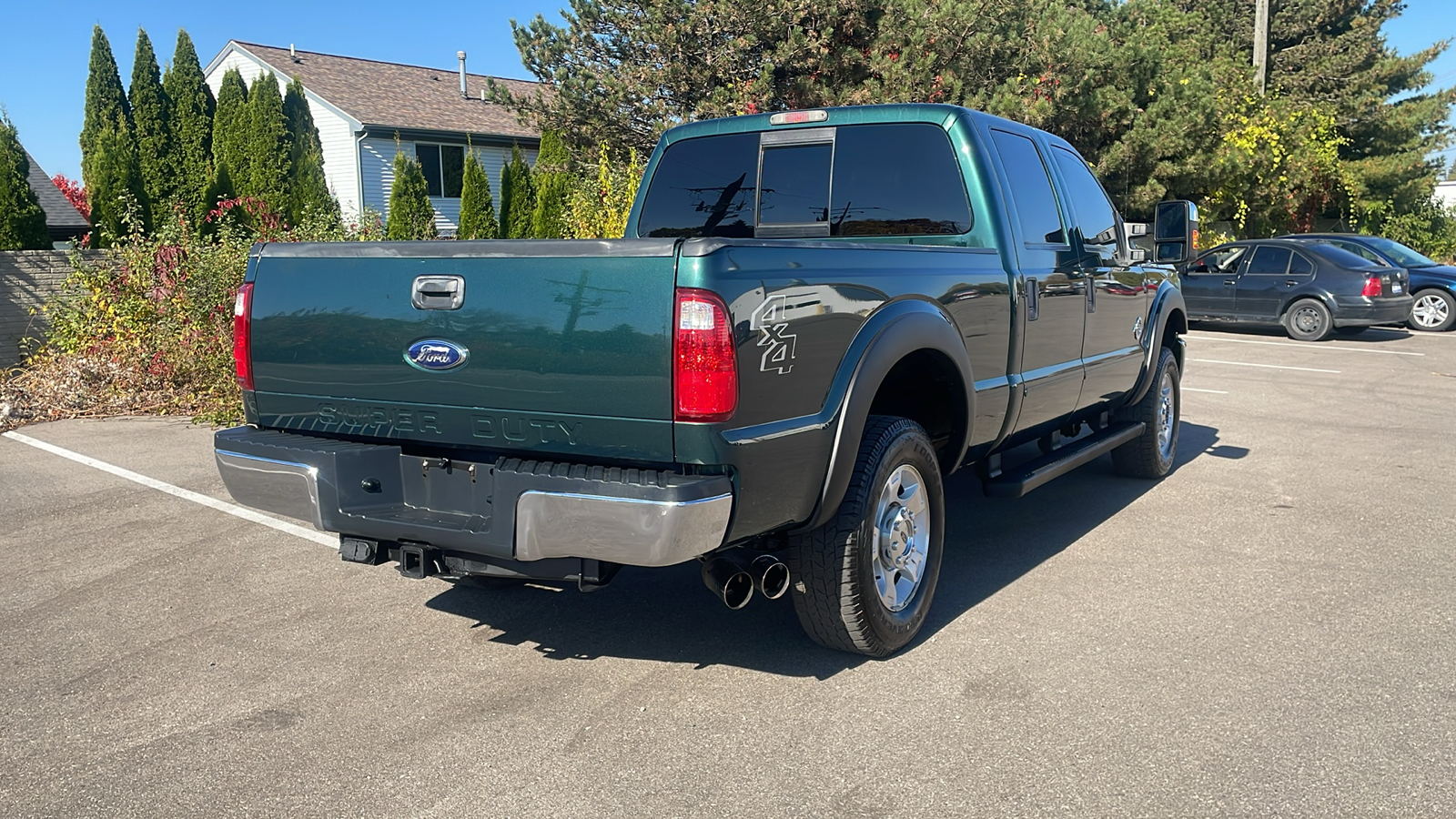 2011 Ford F-250SD XLT 4