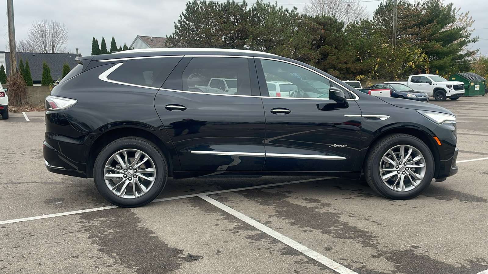 2023 Buick Enclave Avenir 3