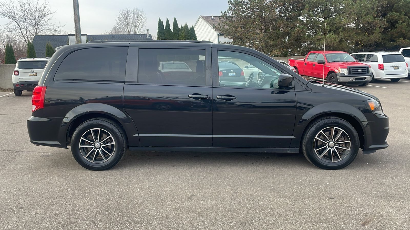 2018 Dodge Grand Caravan GT 4