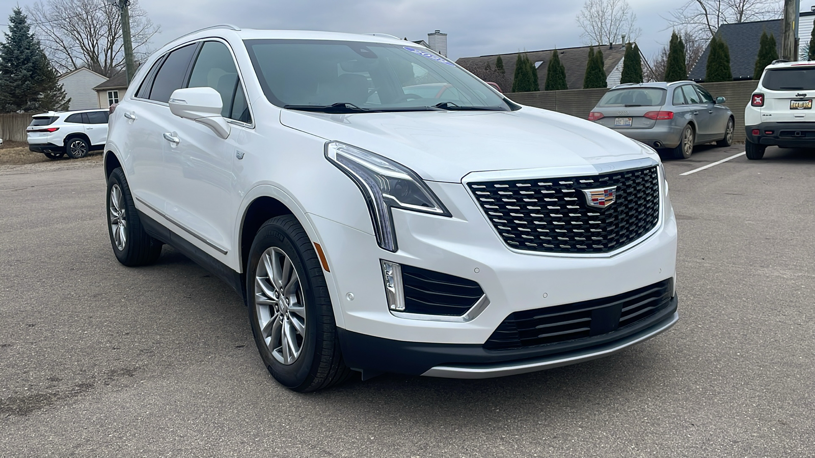 2022 Cadillac XT5 Premium Luxury 2