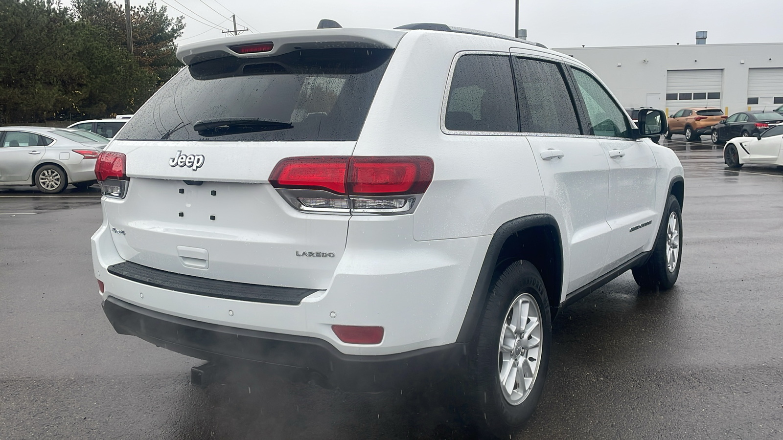 2020 Jeep Grand Cherokee Laredo E 4