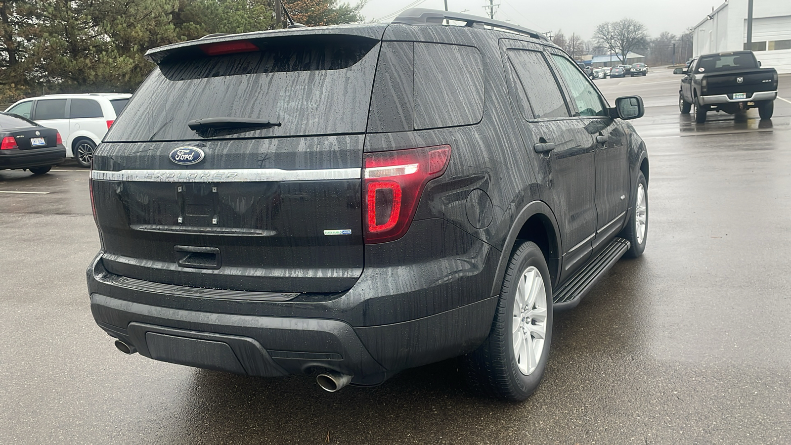 2013 Ford Explorer Base 4