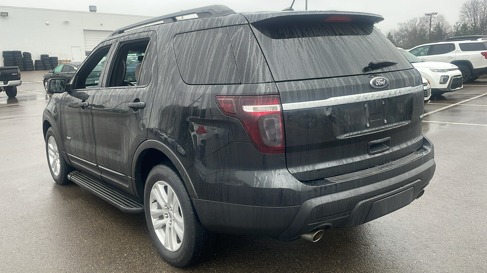 2013 Ford Explorer Base 5