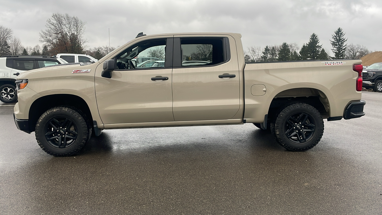 2022 Chevrolet Silverado 1500 Custom Trail Boss 6