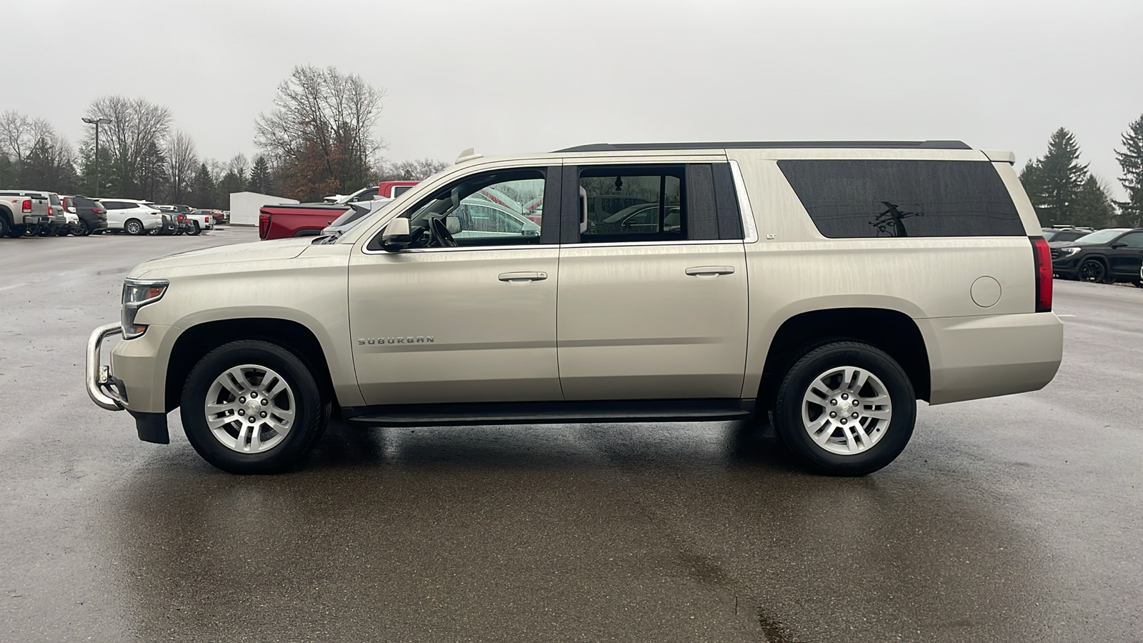 2017 Chevrolet Suburban LT 6