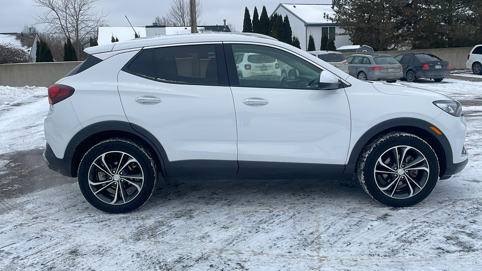 2022 Buick Encore GX Essence 3