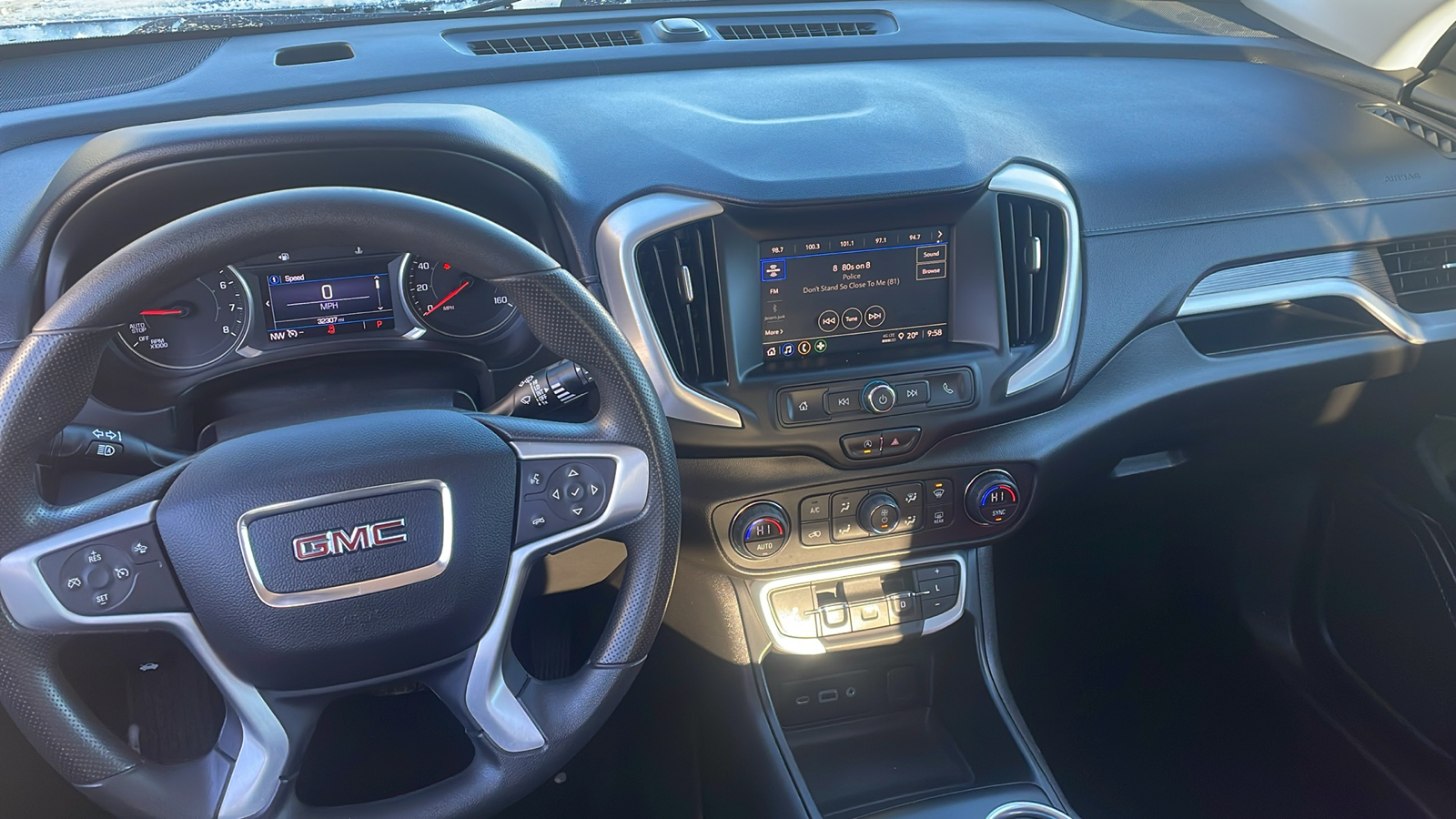 2022 GMC Terrain SLE 12