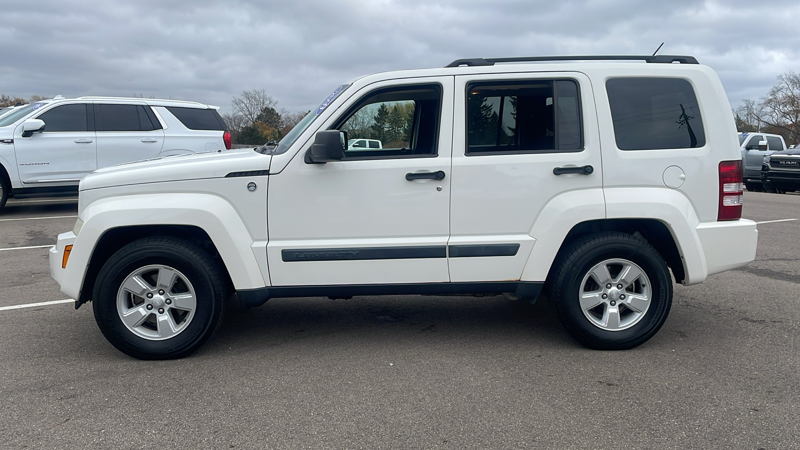 2009 Jeep Liberty Sport 6