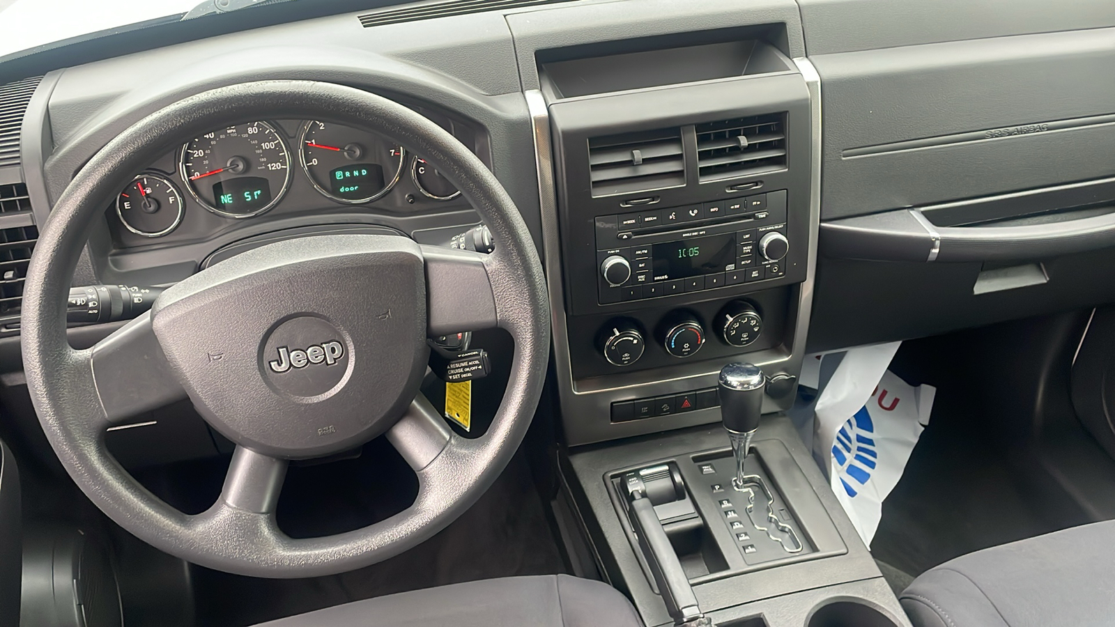 2009 Jeep Liberty Sport 13