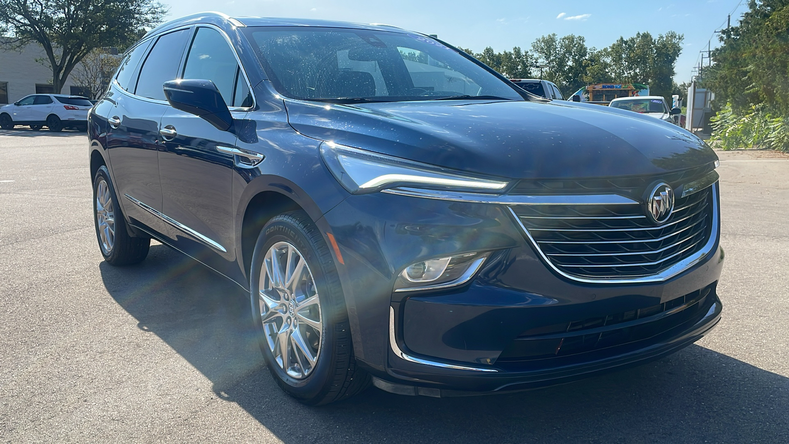 2023 Buick Enclave Essence 2