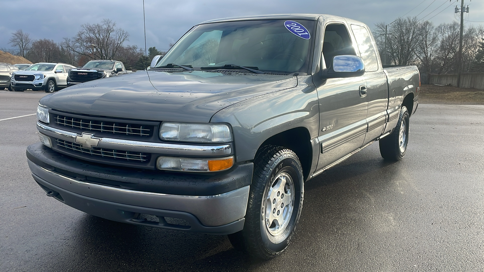 2001 Chevrolet Silverado 1500 LS 7