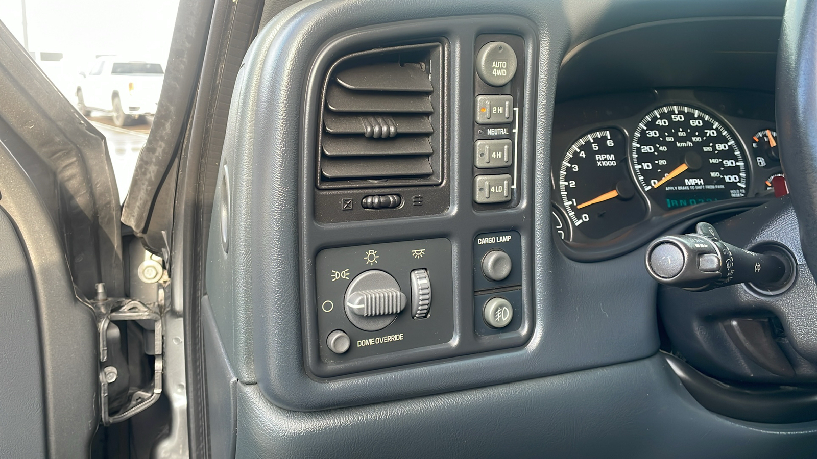 2001 Chevrolet Silverado 1500 LS 10