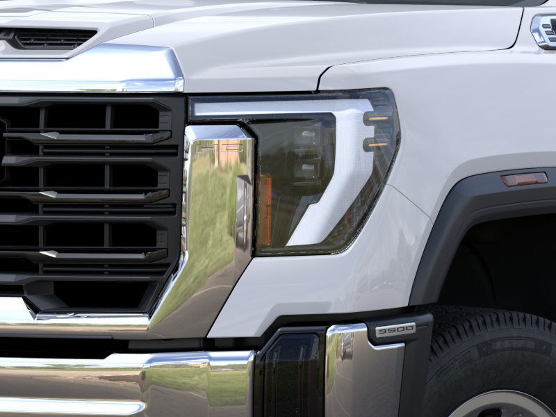 2025 GMC Sierra 3500HD Pro 10