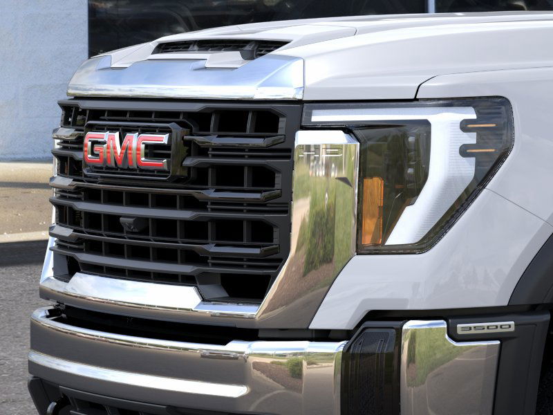 2025 GMC Sierra 3500HD Pro 13