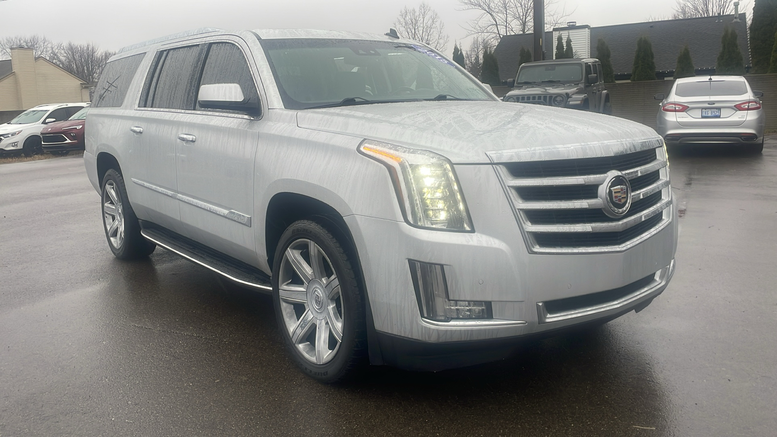 2015 Cadillac Escalade ESV Luxury 2