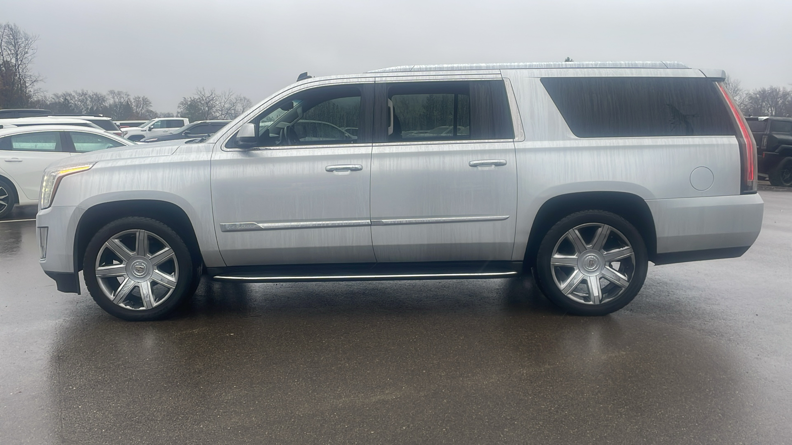 2015 Cadillac Escalade ESV Luxury 6