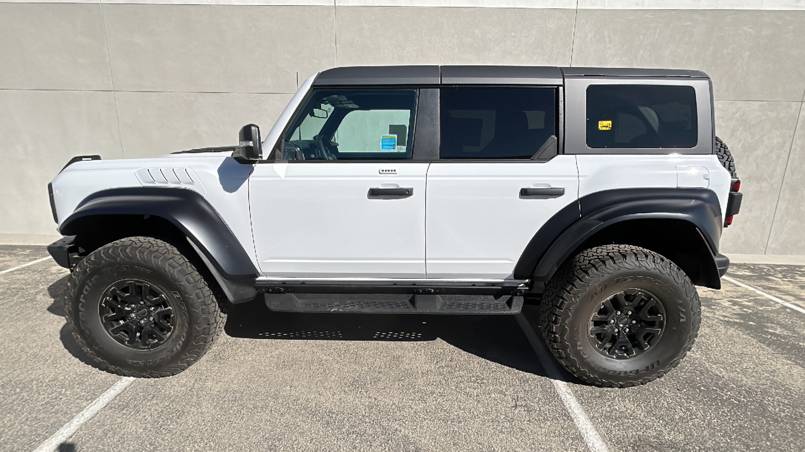 2023 Ford Bronco Raptor 3