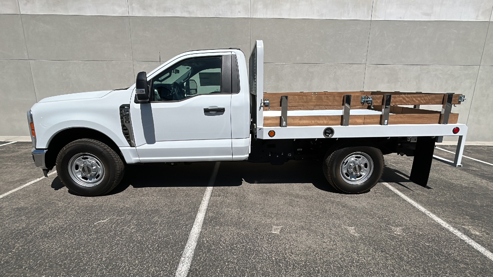 2023 Ford F-250SD XL 3