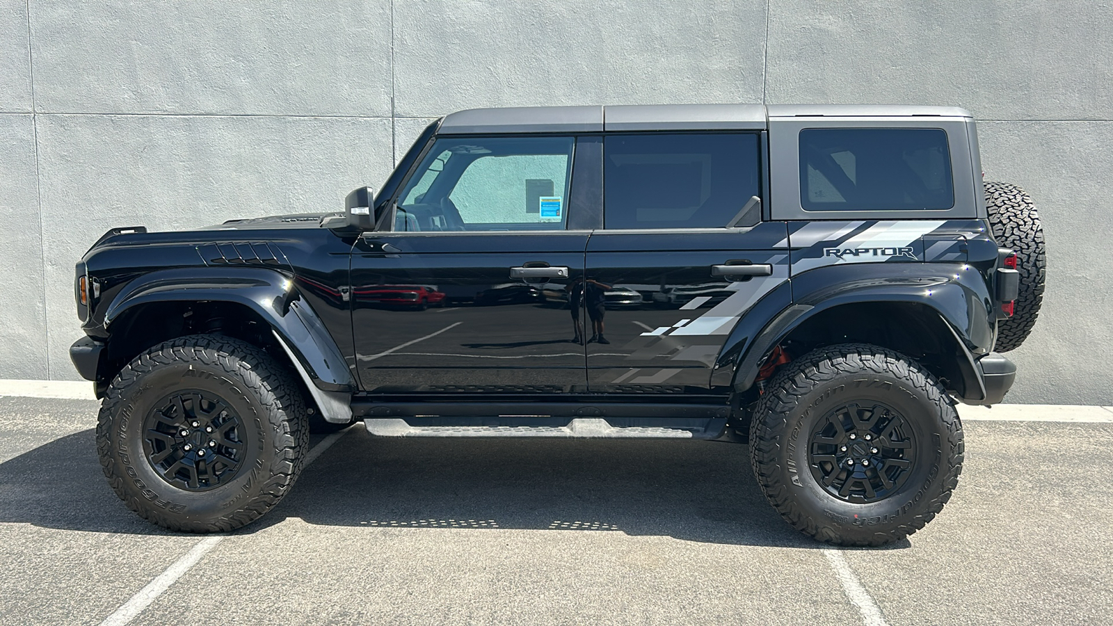 2024 Ford Bronco Raptor 3