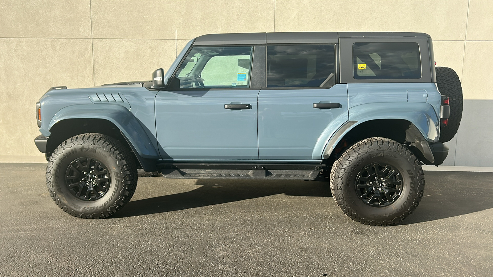 2024 Ford Bronco Raptor 3