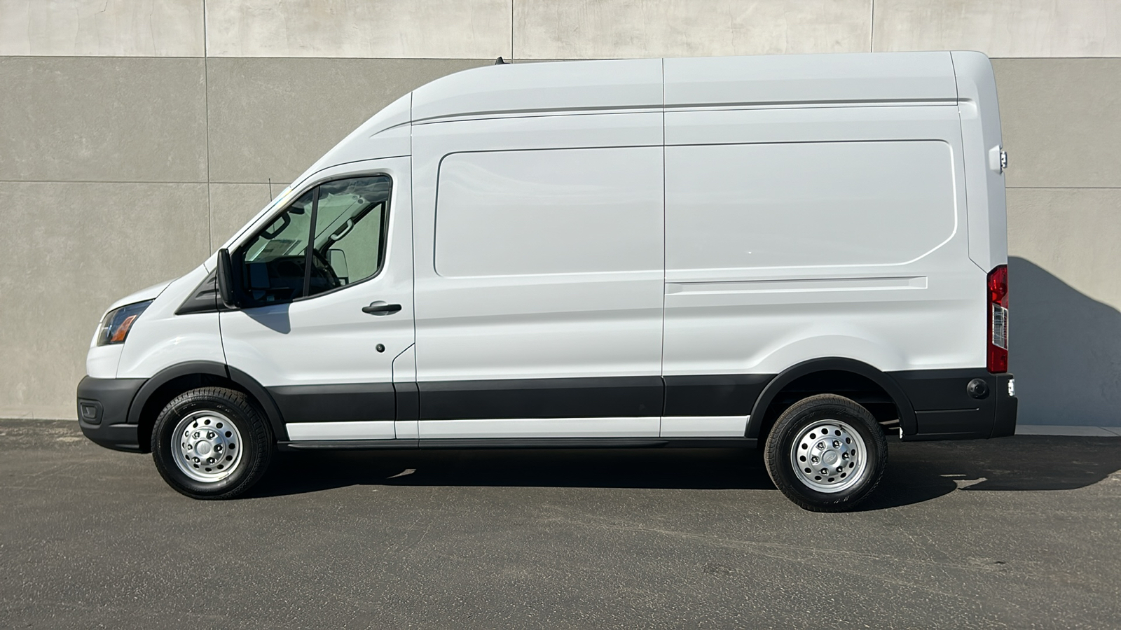 2024 Ford Transit-350 Base 3