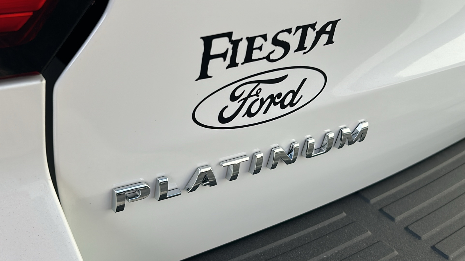 2024 Ford Expedition Platinum 8