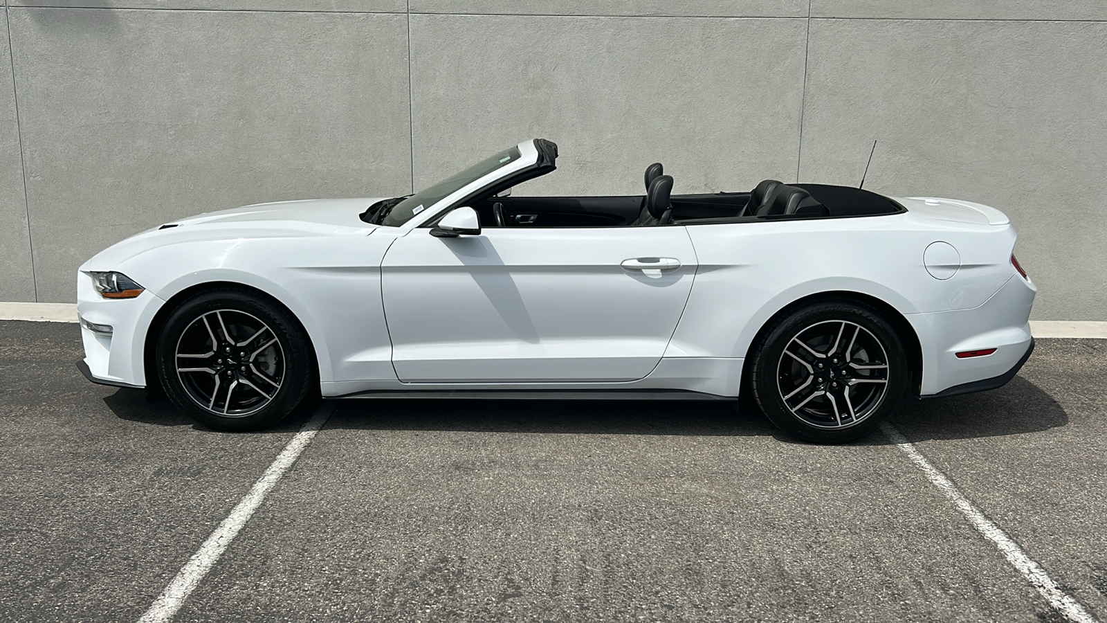 2020 Ford Mustang EcoBoost Premium 6