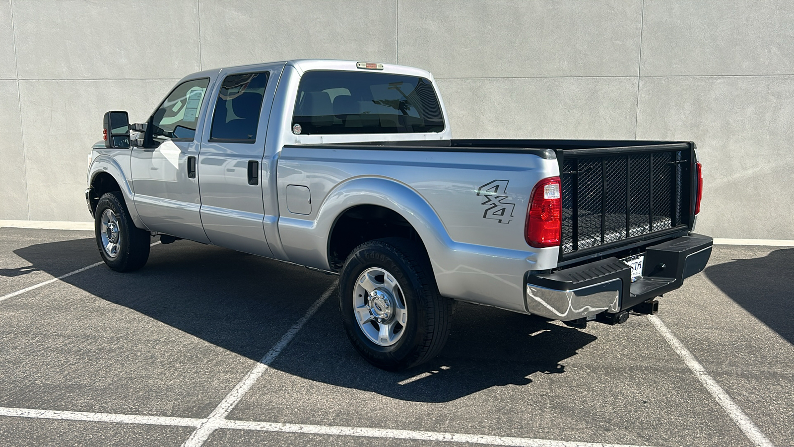 2016 Ford F-250SD XLT 4