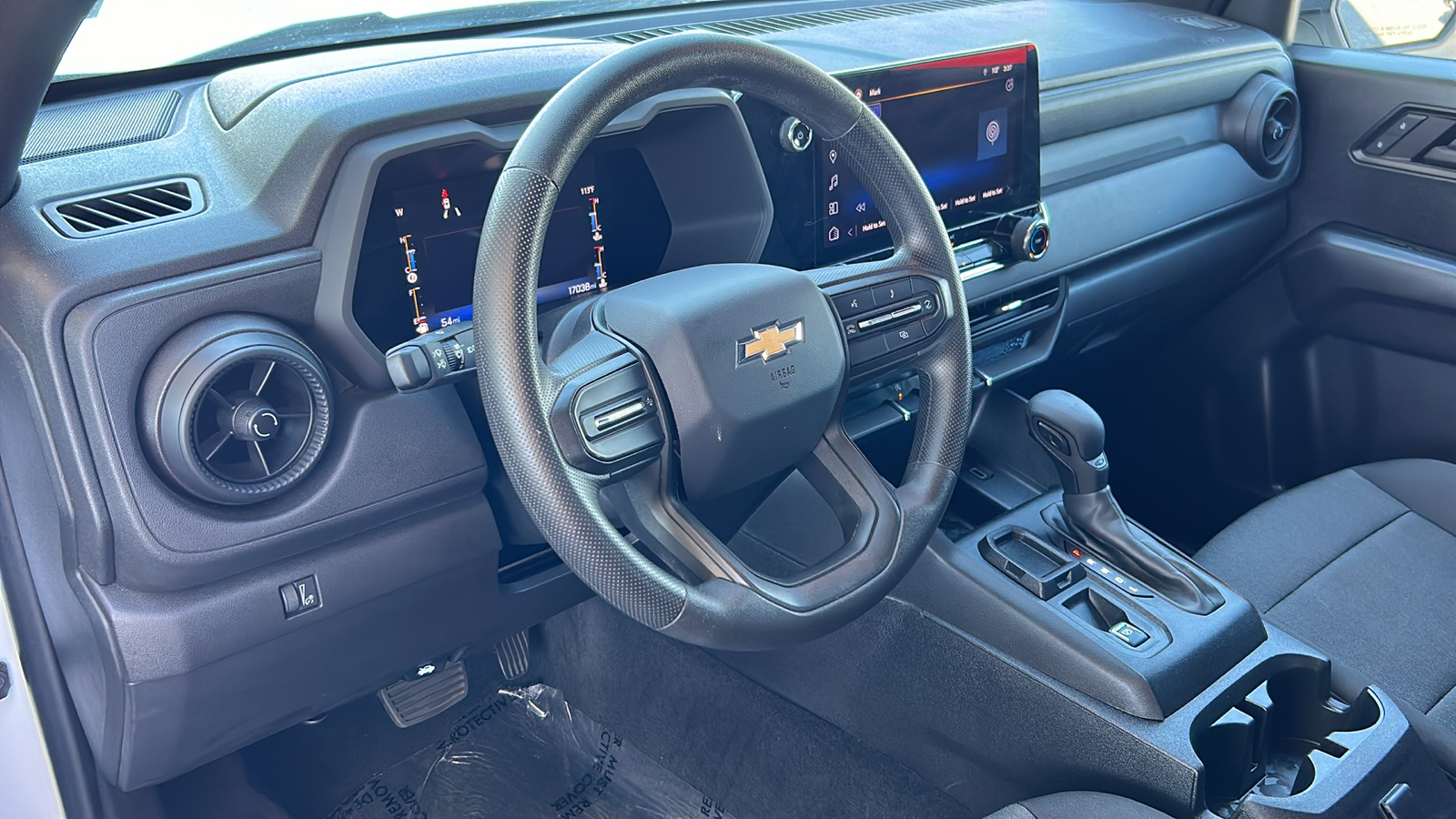 2023 Chevrolet Colorado Work Truck 23