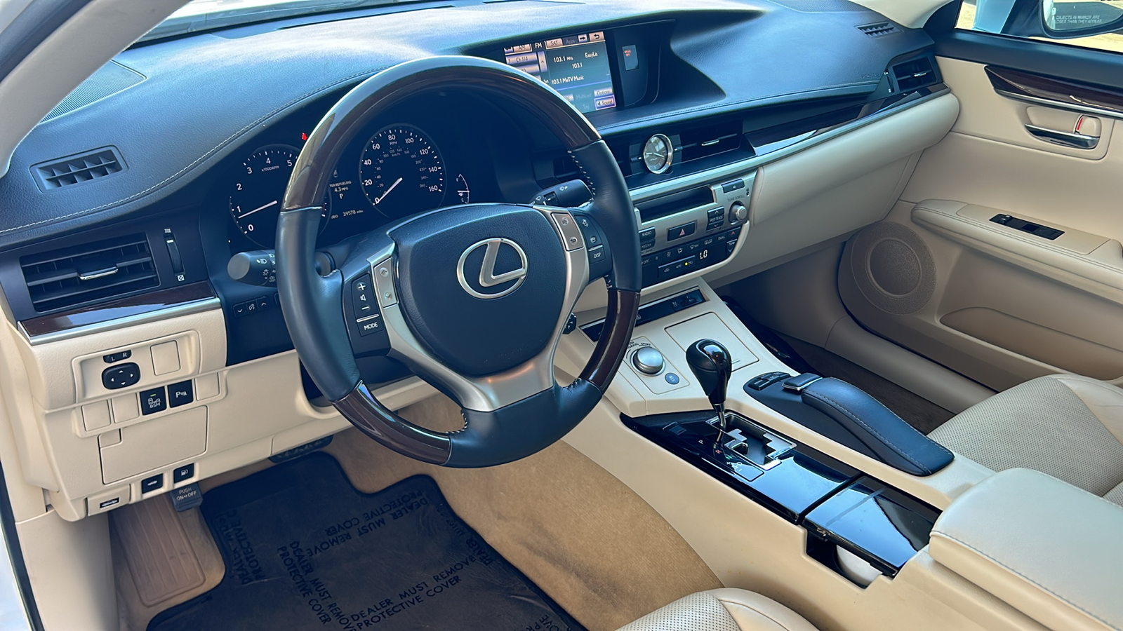 2013 Lexus ES 350 23