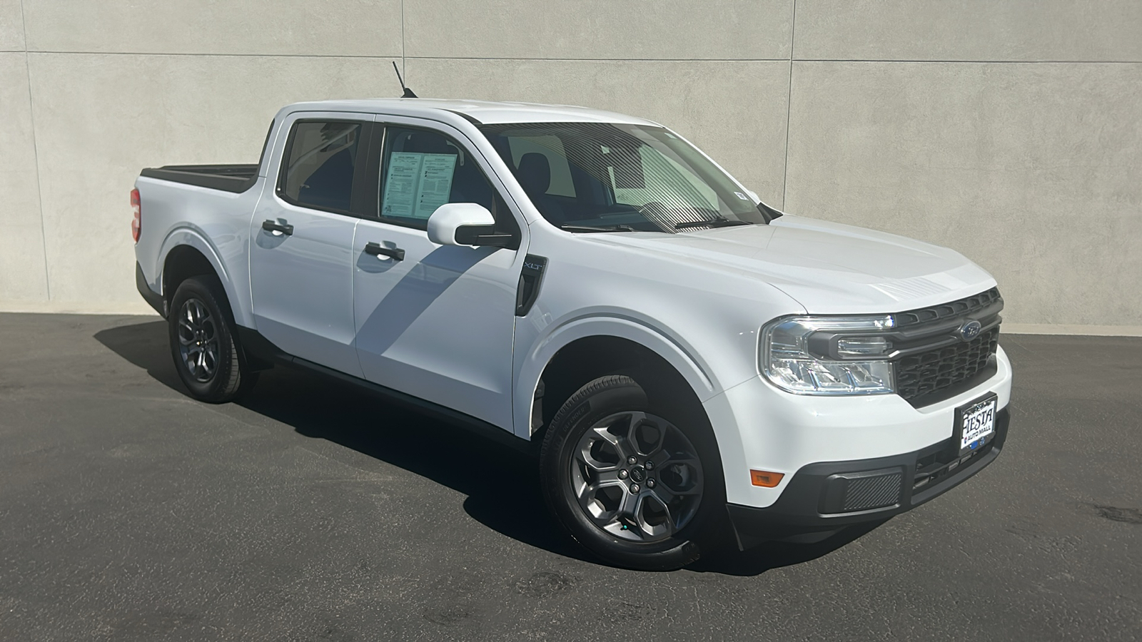 2022 Ford Maverick XLT 1