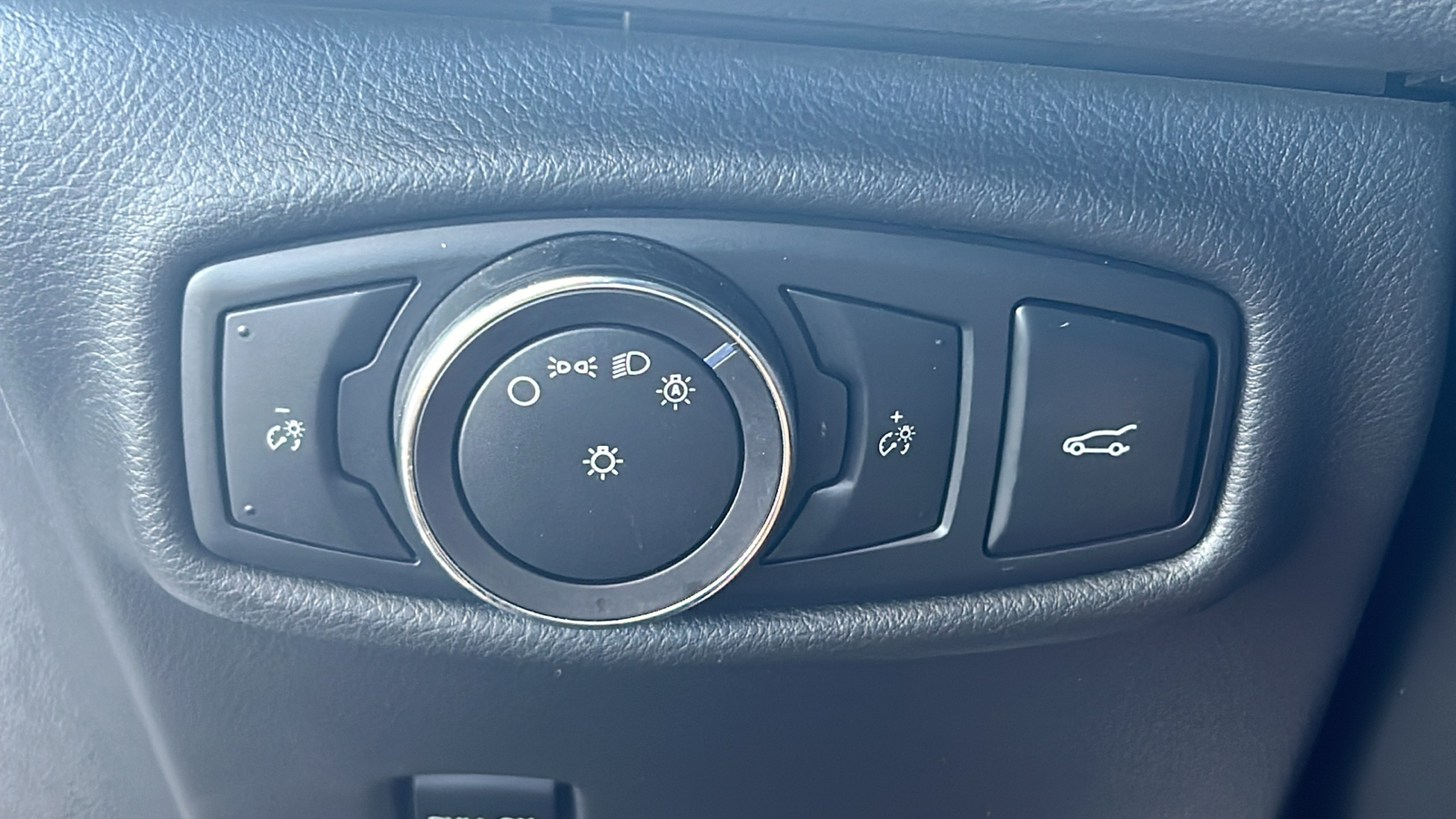 2013 Lincoln MKZ Hybrid 19