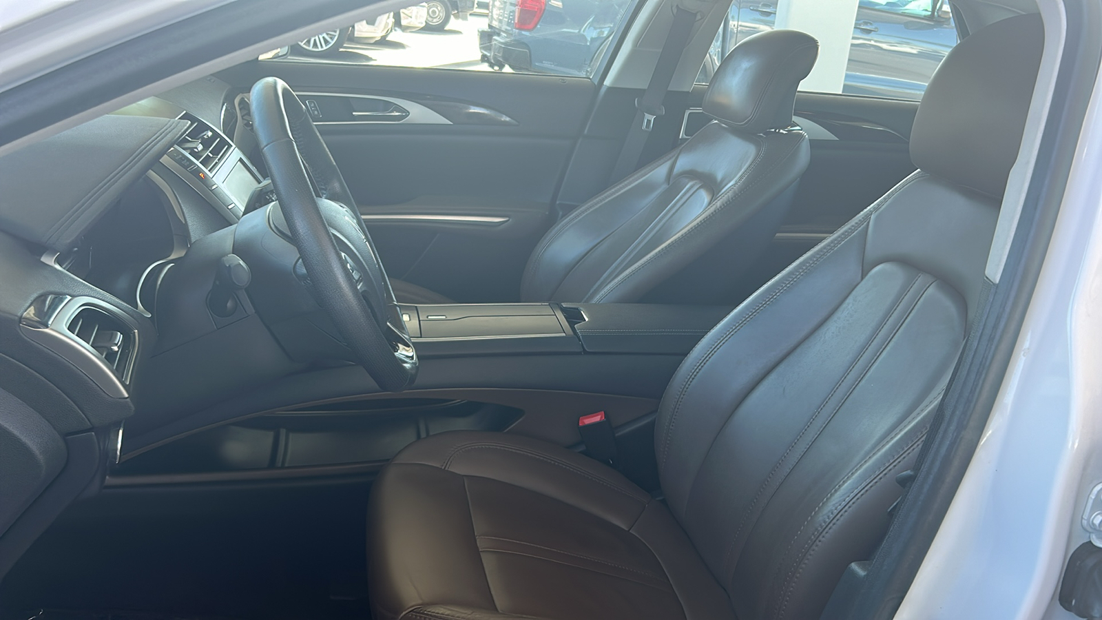 2013 Lincoln MKZ Hybrid 24
