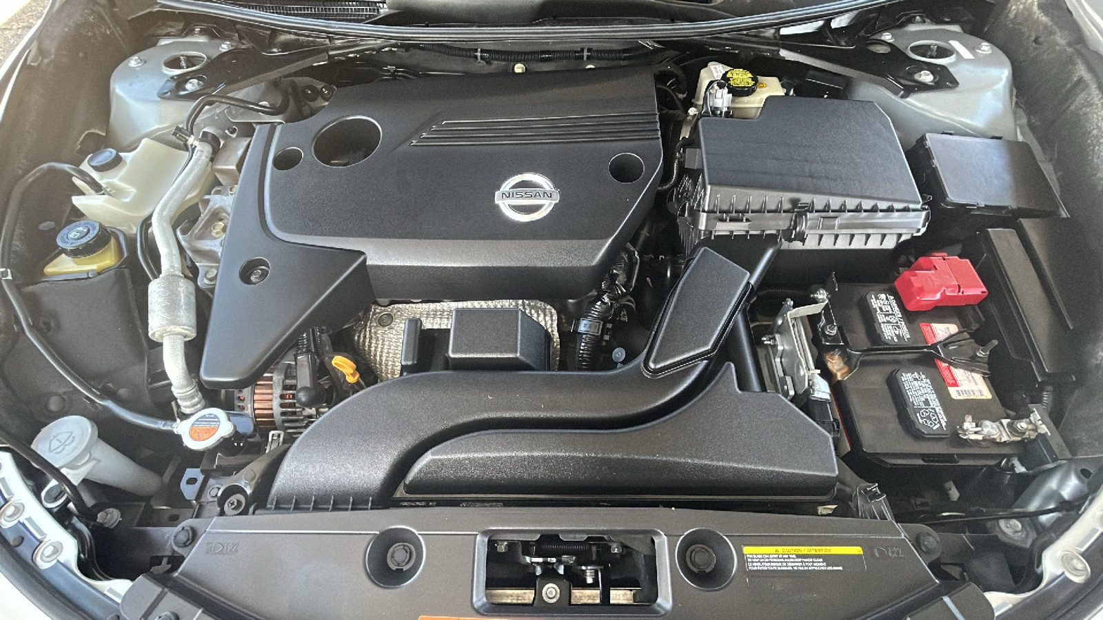 2015 Nissan Altima 2.5 S 26