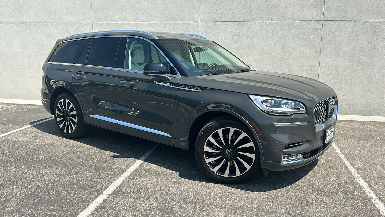 2023 Lincoln Aviator Plug-In Hybrid Black Label Grand Touring 1