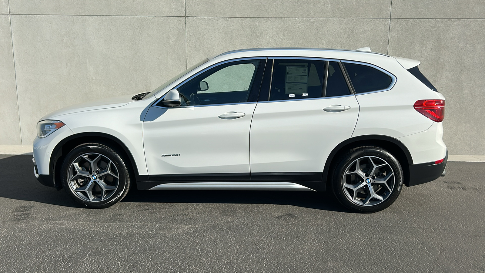 2016 BMW X1 xDrive28i 5