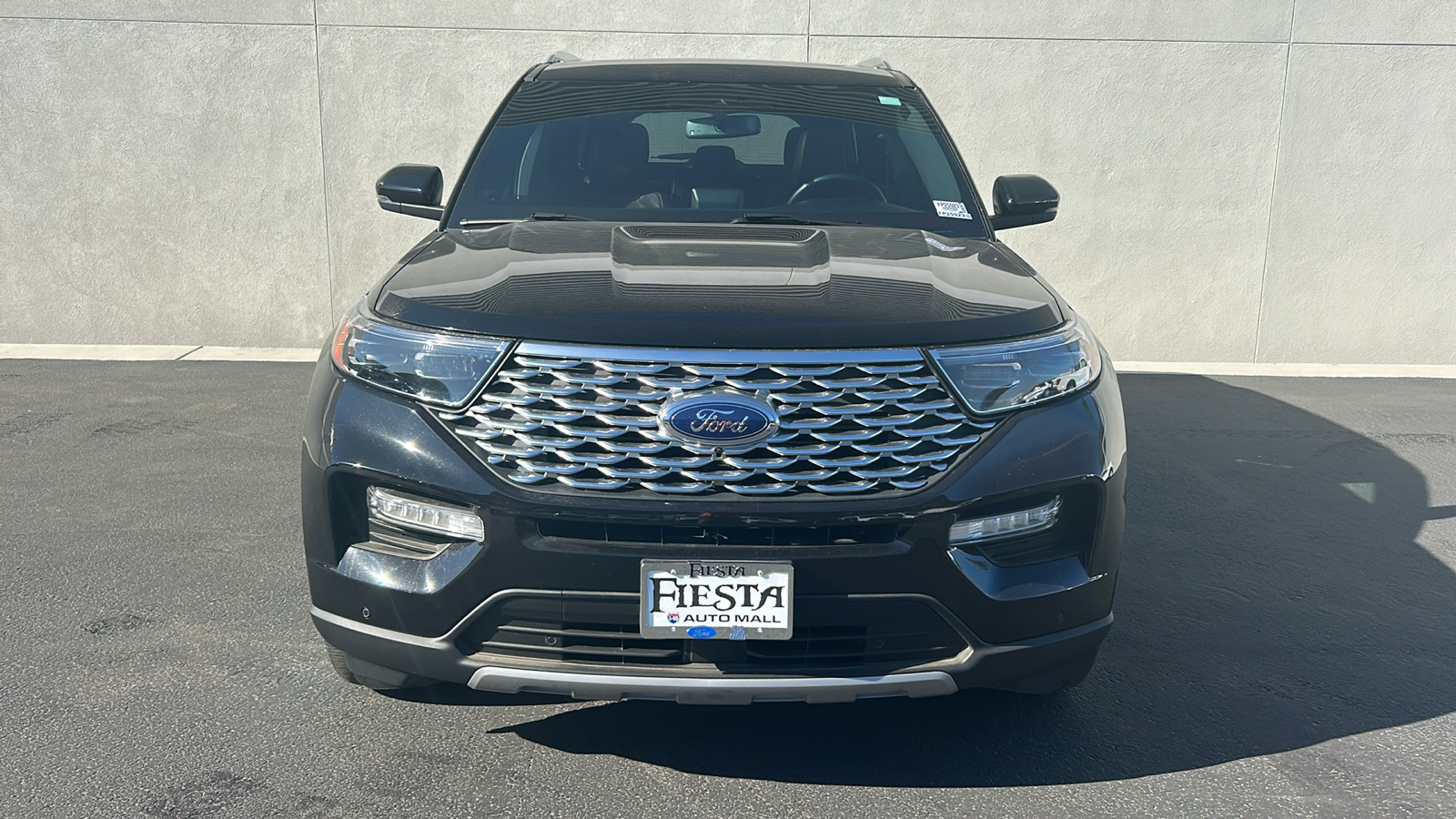 2021 Ford Explorer Platinum 2