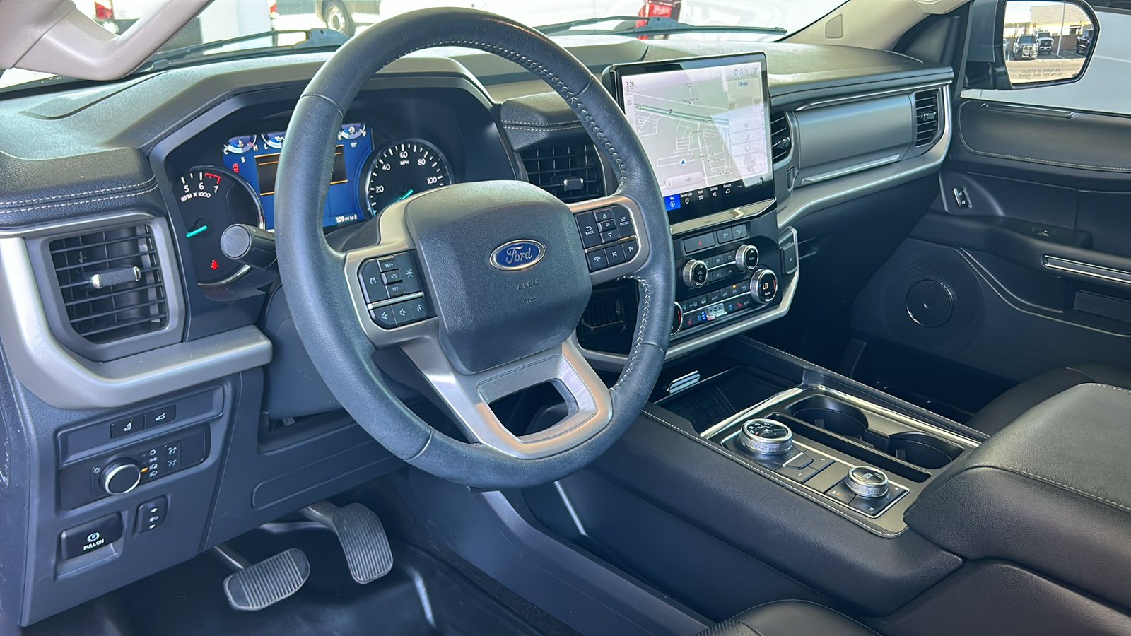 2022 Ford Expedition Max XLT 23