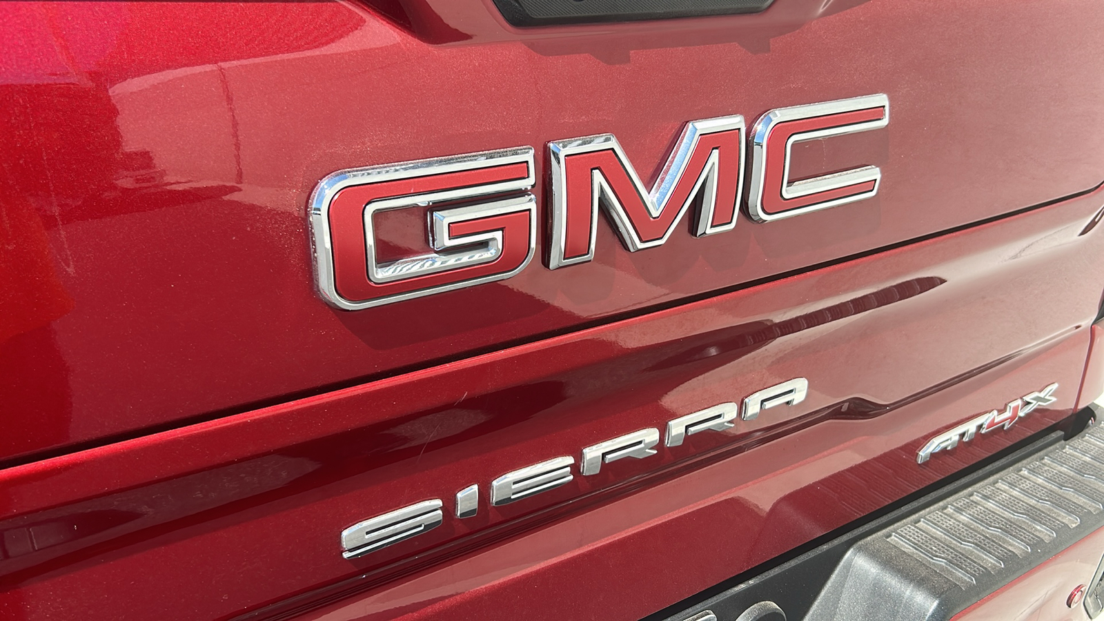 2022 GMC Sierra 1500 AT4X 10