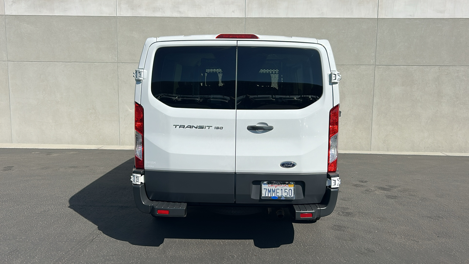 2015 Ford Transit-150 XLT 3