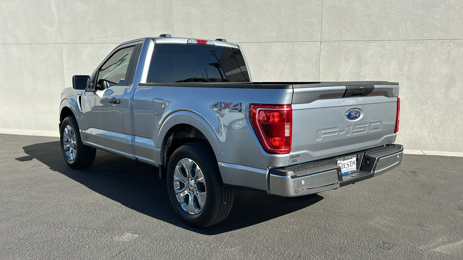 2022 Ford F-150 XLT 4